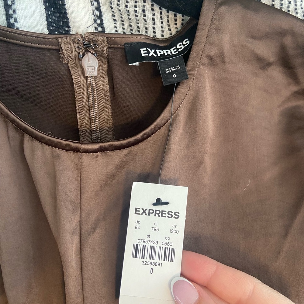 NWT Express chocolate brown cutout midi dress sz 0 - Picture 6 of 8